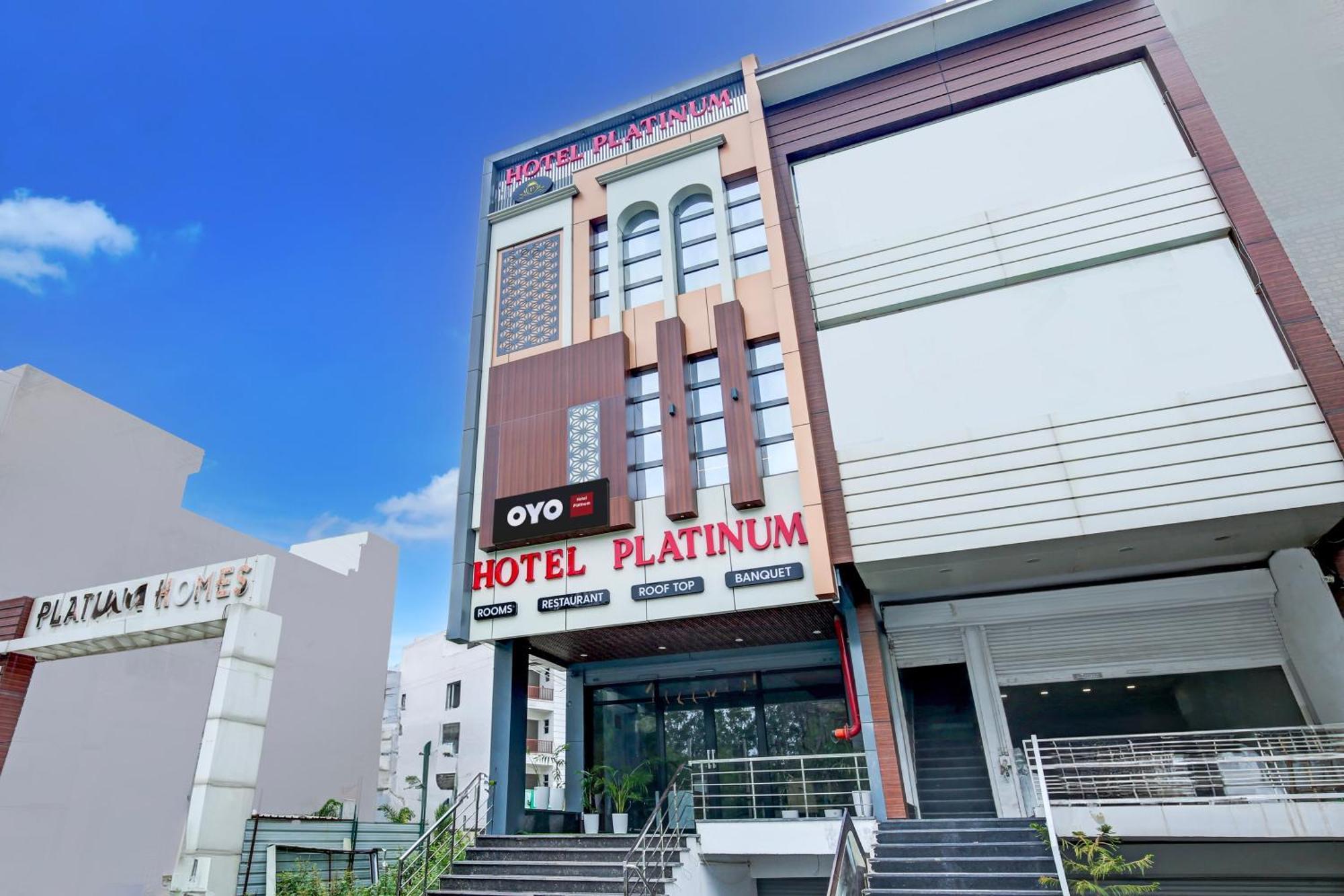 Hotel O Platinum Zirakpur Buitenkant foto